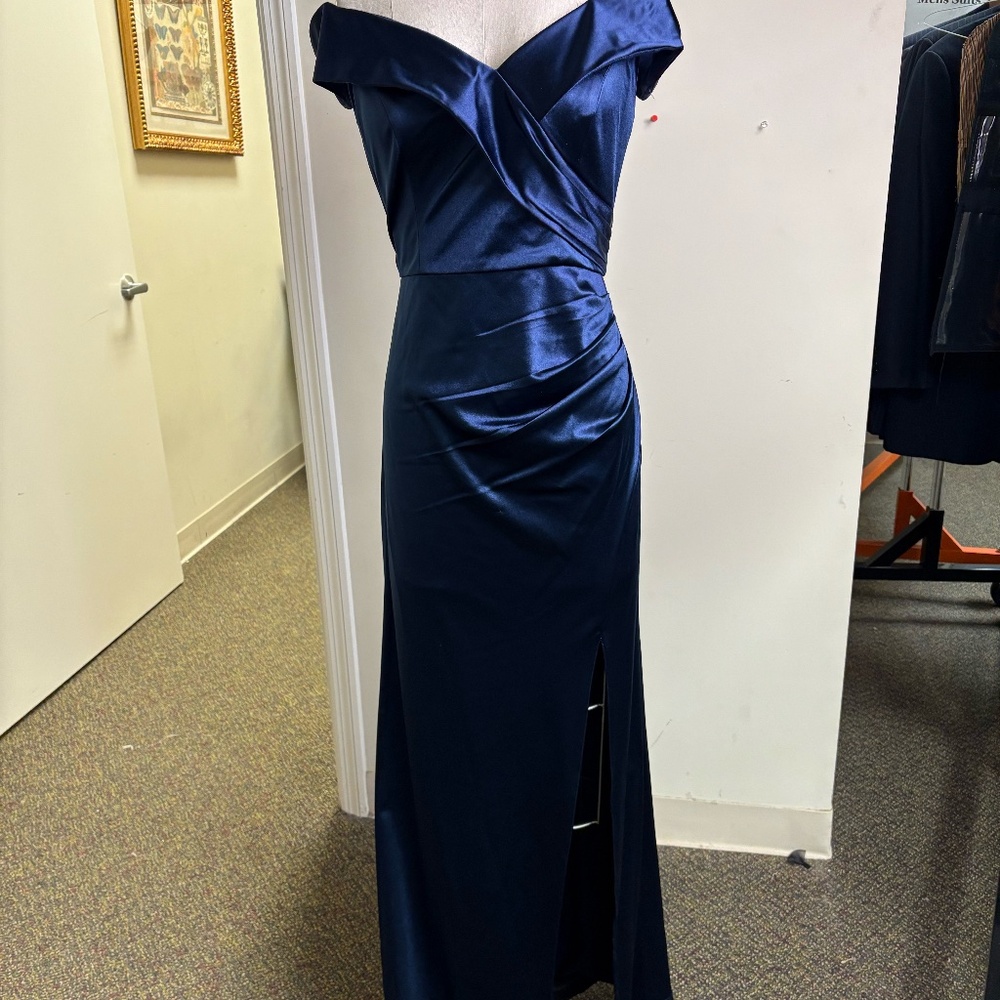 NWT Sculpting Satin Cross-Front Dress